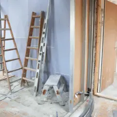 Co pierwsze hydraulika czy elektryka? Uniknij kosztownych błędów